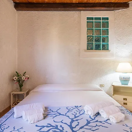 Cristina Bella Vista Mare E Porto Turistico Loc Notteri Villasimiuss Villa