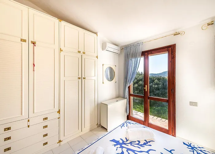 Villa Cristina Bella Vista Mare E Porto Turistico Loc Notteri Villasimiuss Simius