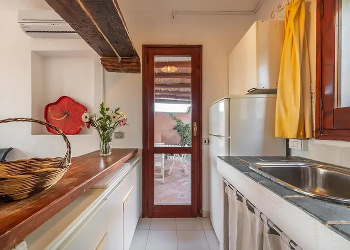 Cristina Bella Vista Mare E Porto Turistico Loc Notteri Villasimiuss * Simius