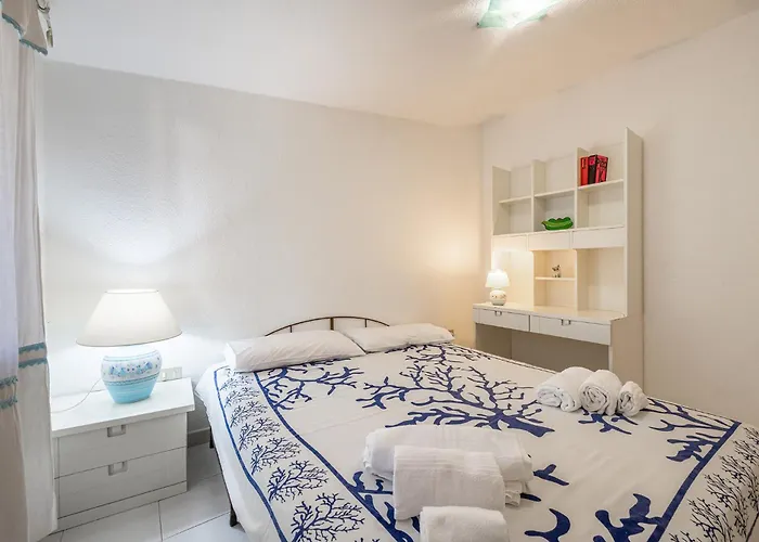 Cristina Bella Vista Mare E Porto Turistico Loc Notteri Villasimiuss ヴィラ *