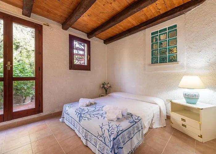 Cristina Bella Vista Mare E Porto Turistico Loc Notteri Villasimiuss ヴィラ