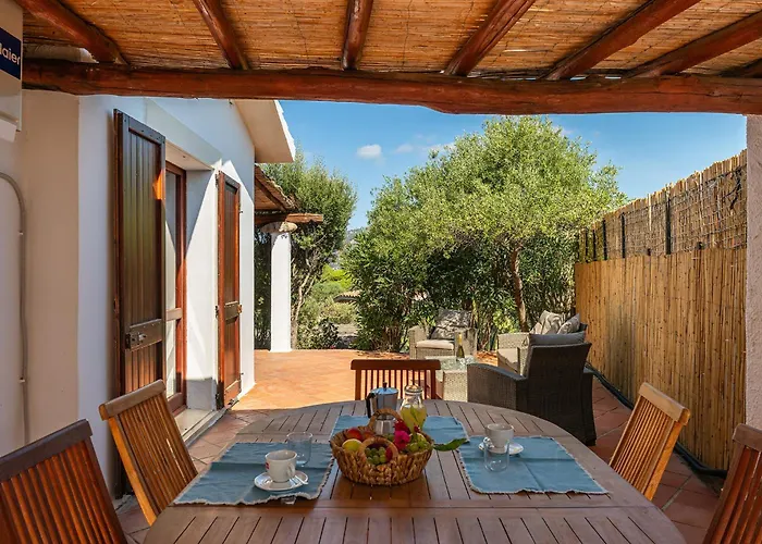 Vila Cristina Bella Vista Mare E Porto Turistico Loc Notteri Villasimiuss Simius